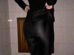 Leie, Grosser schwanz, Blasen, Sperma im mund, Handjob, Jungendliche (18+), Hure