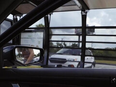 Rubia, Mamada, Coche, Penetracion con dedos, Coño, Afeitado, Adolescente, Tetas