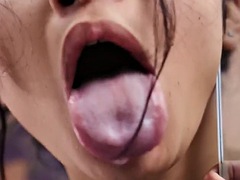 Asiatique, Nana, Salle de bains, Gros seins, Chatte, Douche, Tatouage, Nénés