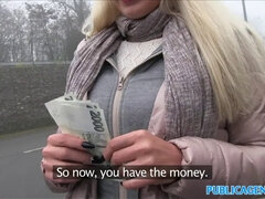 Amateur, Tetas grandes, Estilo perrito, Dinero, Al aire libre, Pov, Público, Tetas