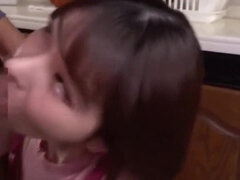 Amateur, Mère que j'aimerais baiser, Adolescente