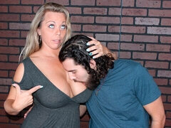 Mooie dikke vrouwen, Blond, Mollig, Aangekleed, Sperma shot, Jurk, Moeder die ik wil neuken, Taboe