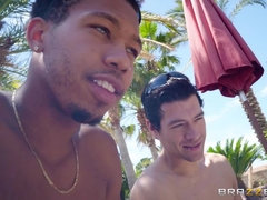 Anal, Mamada, Club, Tetas naturales, Piscina, Pov, Realidad, Trio
