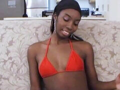 Любители, Брюнетки, Пальцем, Мастурбация, Тощие, Стриптизерша, Молоденькие, Сиськи