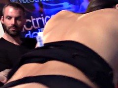 Nana, Brunette brune, Espagnole