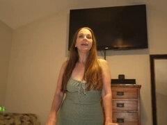 Grosser schwanz, Handjob, Selbstgemacht, Milf, Mutti, Rasiert, Stiefmutter, Tätowierung