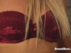 Большая жопа, Большие сиськи, Чешки, Фетиш, Пальцем, Мастурбация, Властные, Киски