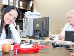 アジア人, フェラチオ, 茶髪の, バック, フェティッシュ, 手コキする, ストリッピング, オッパイの