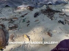 Пляж, Секс без цензуры, Межрасовый секс, Мастурбация, От первого лица, На публике, Киски, Шлюха