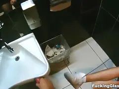 Tetas grandes, Mamada, Público, Montar, Afeitado, Ducha, Estudiante, Adolescente