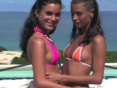 Tussi, Bikini, Hd, Nackt, Nippel, Pool, Öffentlich, Rau