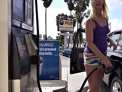 淫乱熟女, ハメ撮り, 公共