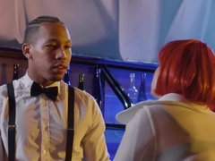 黒人, フェラチオ, 茶髪の, チン, 手コキする, 異人種間, 淫乱熟女, 赤毛