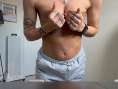 18 jaar, Vrouw, Flashing, Harig, Masturbatie, Orgasme, Kut duiken