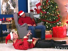 My big tits Milf stepmom fucked me in front of my dad