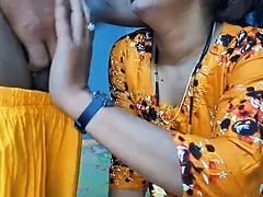 Asiático, Universidad, Primera ves, Novia, Mamá, Hijo, Estudiante, Esposa
