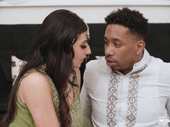 フォアサム, 手コキする, キス, なめる, ピアス, スパンキング, オッパイの, 結婚式