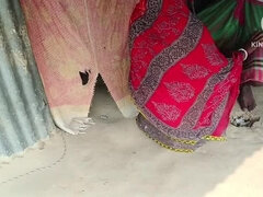 Desi Bhabhi Hot Sex with Big Tits and Big Ass - Indian Homemade Chudai