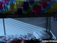 Grote kont, Pijpbeurt, Bruinharig, Schattig, Lul, Hardcore, Zoenen, Kut duiken