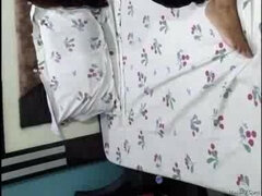 18 jahre, Leie, Braunhaarige, Schwanz, Indisch, Ablutschen, Jungendliche (18+), Titten