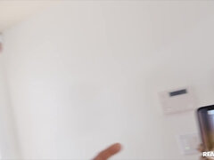 Sexy Angel Youngs catchy sex story