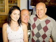 Kont, Bruinharig, Dubbele penetratie, Handbeurt, Man man vrouw, Geschoren, Tiener, Trio