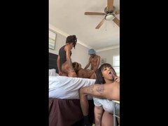 Tir de sperme, Gorge profonde, Noir ébène, Grosse, Fait maison, Interracial, Fille latino, Webcam
