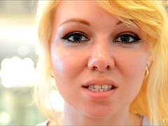 Dansen, Extreem, Fetisj, Voeten fetish, Ondergoed, Orgasme, Openbaar, Kousen