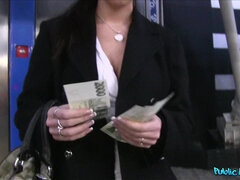 Leie, Blasen, Sperma im mund, Tschechisch, Geld, Im freien, Pov, Titten