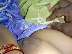 Amateur, Familia, Penetracion con dedos, Indio, Maduro, Desnudo, Coño, Medias largas
