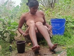 Hd, Indisch, Nackt, Im freien, Öffentlich, Schwestern, Ablutschen, Jungendliche (18+)