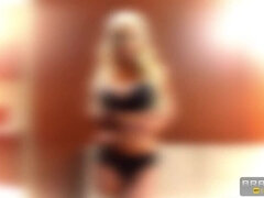 Tetas grandes, Rubia, Mamada, Pies, Madres para coger, Orgía, Pov, Realidad