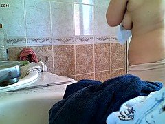 Волосатые, Милф, Мамочка, Обвисшие сиськи, Душ, Сиськи, Подглядывание