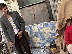 Anaal, Bruinharig, Vrouw, Geld, Kut duiken, Kousen, Tieten likken, Uniformpje