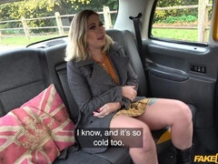 デカ尻, フェラチオ, 車, バック, 手コキする, なめる, 淫乱熟女, タトゥー