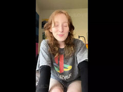 Amateur, Chambre à dormir, Gode, Petite amie, Hd, Orgasme, Chatte, Se déshabiller