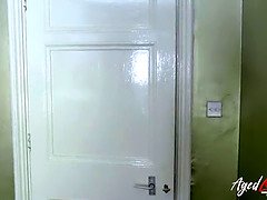 ぽっちゃり, デカパイ, 女 人男 人, メイド, 熟年, 叫ぶ, ティーン, 三人