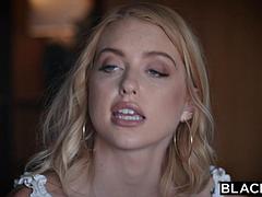 Grote lul, Blond, Pijpbeurt, Sperma, Hd, Interraciaal, Lesbisch, Tieten likken