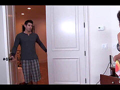 Mamada, Morena, Corridas, Muñeca, Mucama, Pequeña