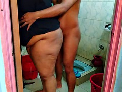 Bad, Wohlbeleibte schöne frauen, Schönheit, Hardcore, Riesig, Milf, Stiefmutter, Unter dem rock
