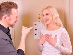 Mamada, Estilo perrito, Corridas faciales, Pajear, Flaco, Medias largas, Estriptis, Adolescente