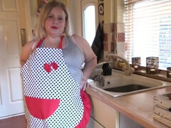 ぽっちゃり, デカ尻, デカパイ, ブロンド, イギリス人, キッチン, 淫乱熟女, 妻