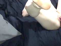 Enthousiasteling, Grote lul, Zwart, Sperma, Sperma in mond, Sperma in gezicht, Trio, Slet