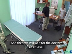 Schwarz, Braunhaarige, Arzt, Hundestellung, Krankenschwester, Muschi, Titten, Uniform