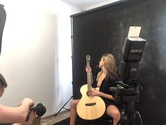 Blonde, Solo, Adolescente