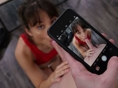 Blasen, Braunhaarige, Sperma im mund, Spermaladung, Aufs gesicht abspritzen, Natürlichen titten, Jungendliche (18+), Titten