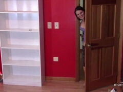 Bruinharig, Gevangen, Daddy, Gezin, Lesbisch, Moeder die ik wil neuken, Taboe, Trio