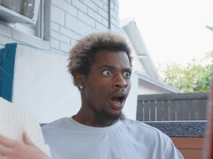 フェラチオ, 茶髪の, チン, 黒人, 指いじり, 手コキする, 公共, 馬乗り