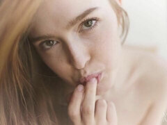 素人, デカ尻, 指いじり, 自然山雀, 一人, ストリッピング, ティーン, 濡れ