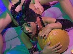 フェラチオ, バック, ヨーロピアン, 顔射, ヒール, ピアス, 現実, タトゥー